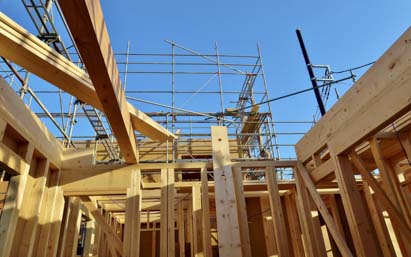 施工現場は見学自由です。